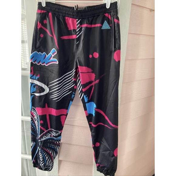 Men's XL NWOT Miami Heat Pro Standard x Black Pyramid Sublimated Jogger Pants